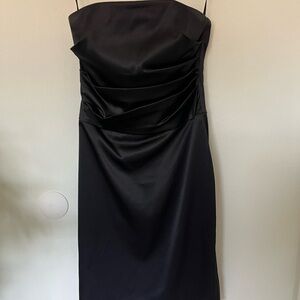 Classy White House Black Market Black Strapless Dress